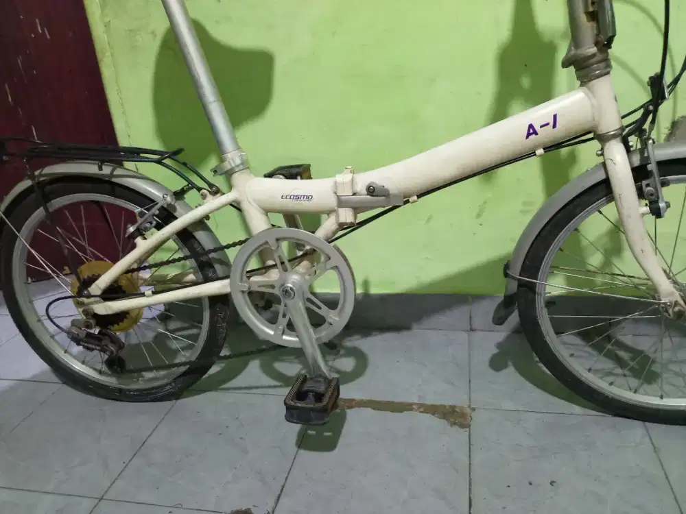Sepeda lipat dahon tinggal goes aja