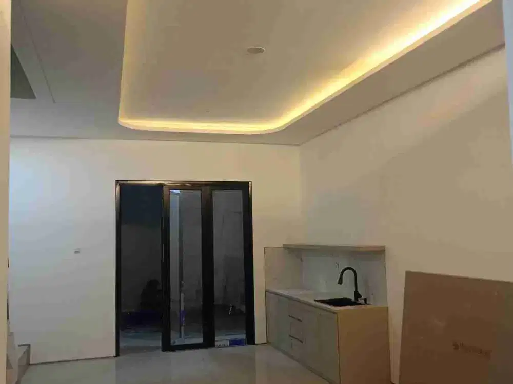Rumah Baru 2 Lantai sayap Bkr Buah Batu dkt Turangga