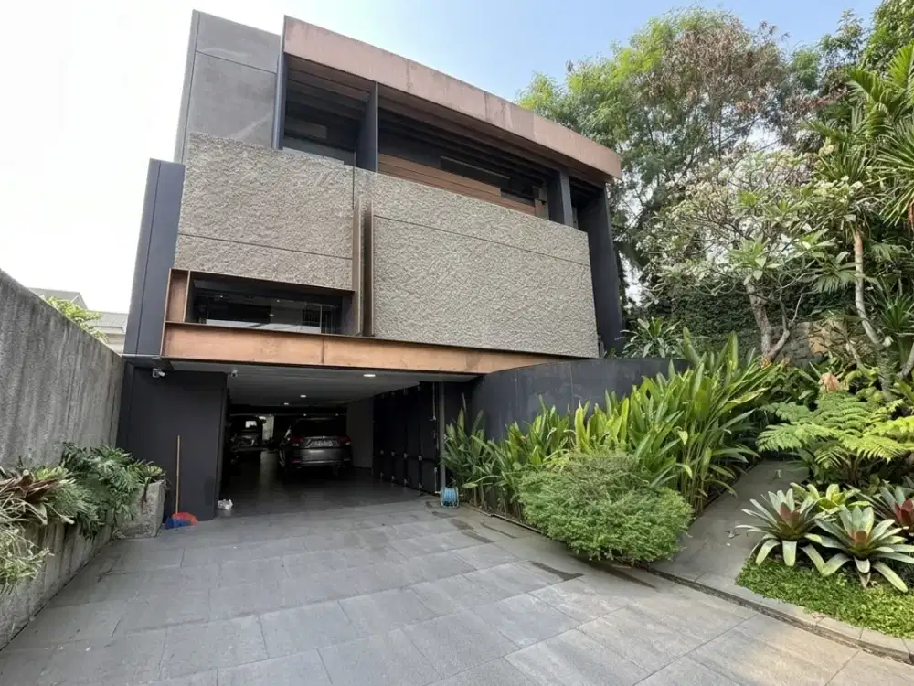 Hunian Industrial 3 Lantai di Kemang dekat Lippo Mall Kemang