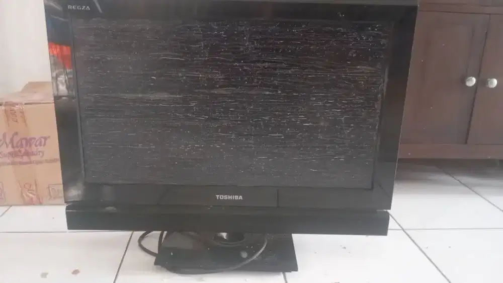 TV Toshiba second