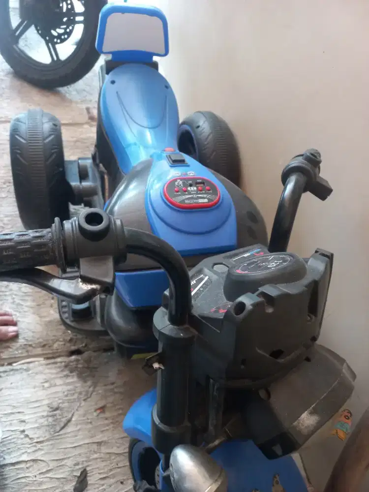 Motor aki exotic 2208