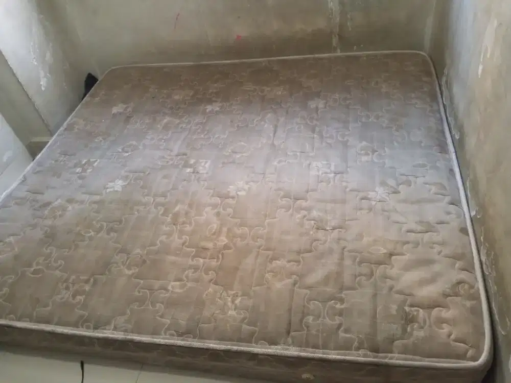 Kasur spring bed
