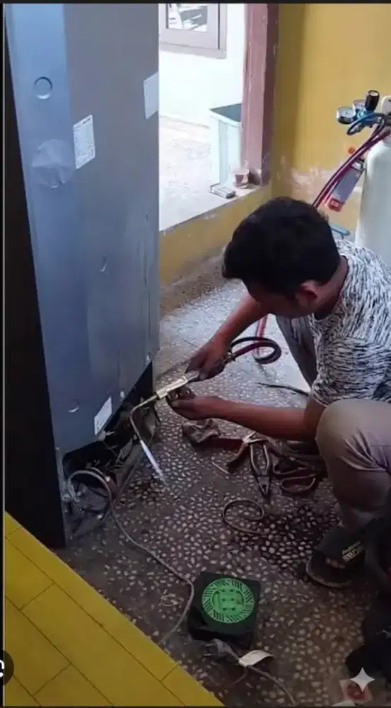 Service kulkas dan mesin cuci