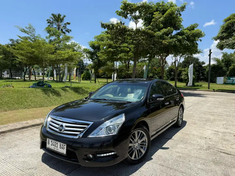 Nissan Teana 2.5 CVT 2013 Hitam LOW KM