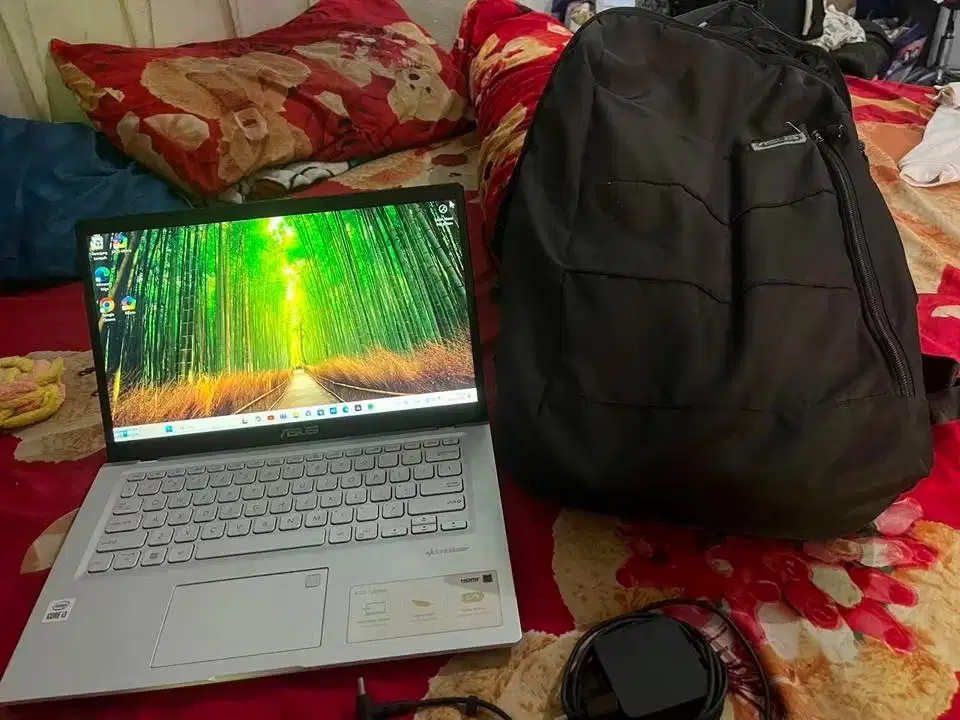 Dijual laptop Asus core i3