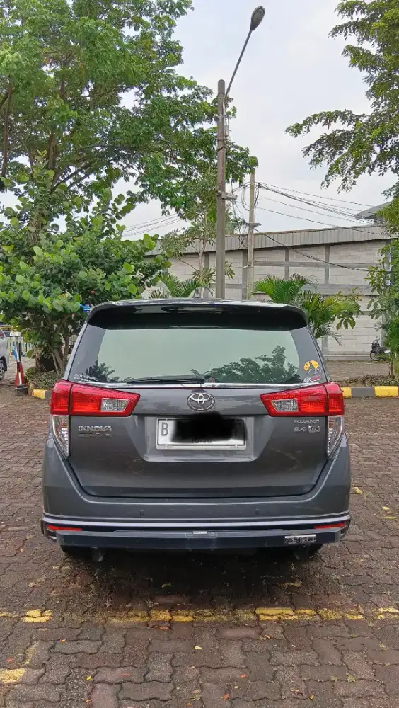 Toyota Kijang Innova Diesel TRD 2.4 At 2020