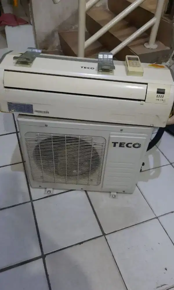 Manukari AC seken baik & rusak