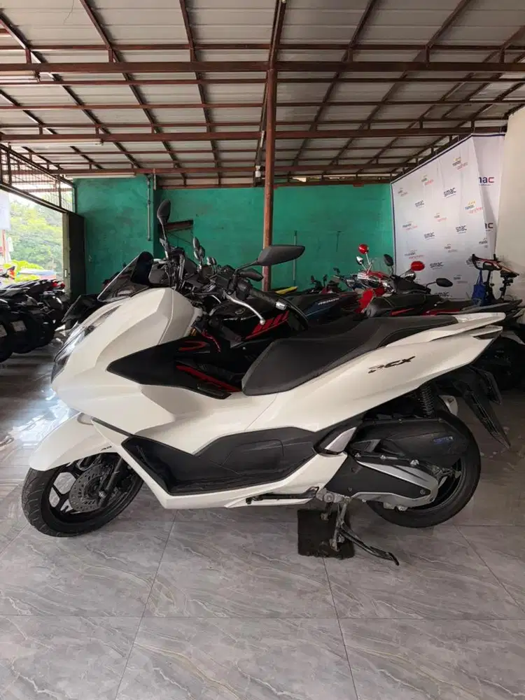 HONDA PCX 160 ABS 2022 GOOD CONDITION