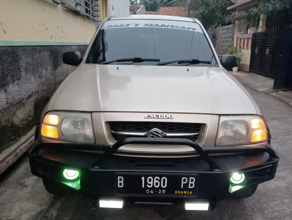 Escudo 1.6 sporty touring