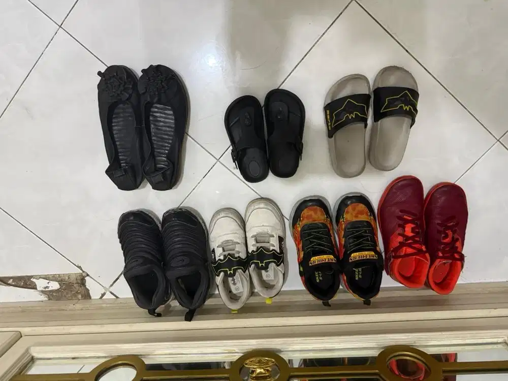 Sepatu anak murah