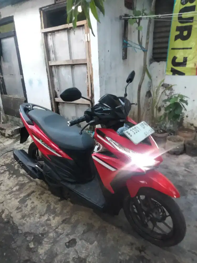 Vario 125 iss thn 2017 plat jakarta Utara mulus ful orisinil