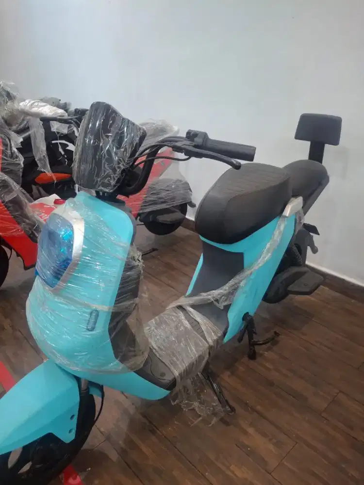 SEPEDA LISTRIK UWINFLY M60