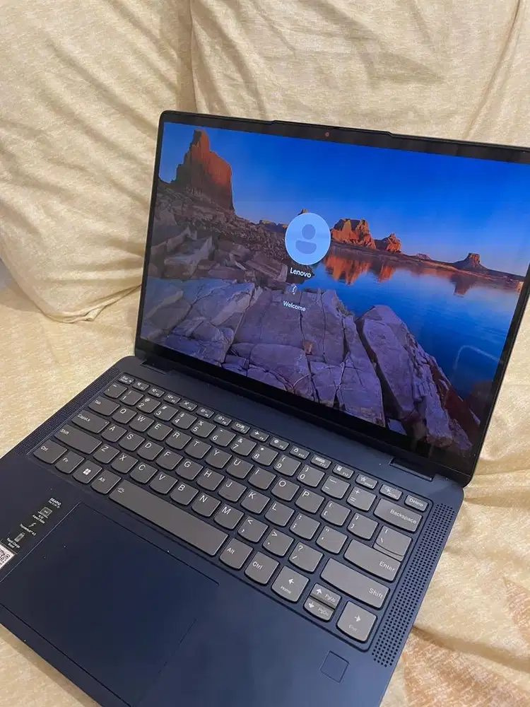 Dijual Lenovo IdeaPad Flex 5 14IRU8
