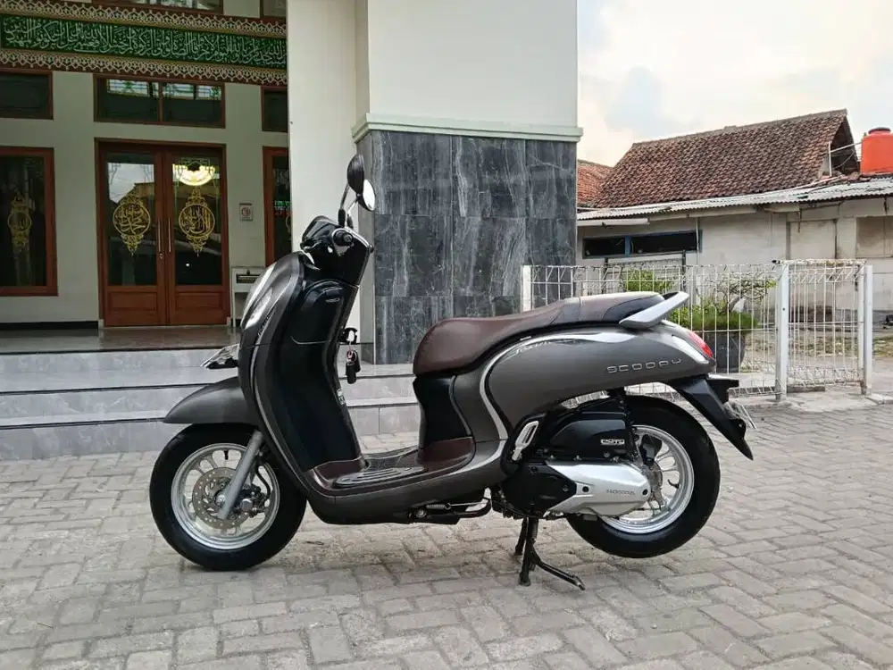 Scoopy Prestige Keyless 2021