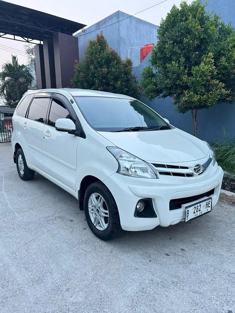 Xenia R Deluxe 2012 AT