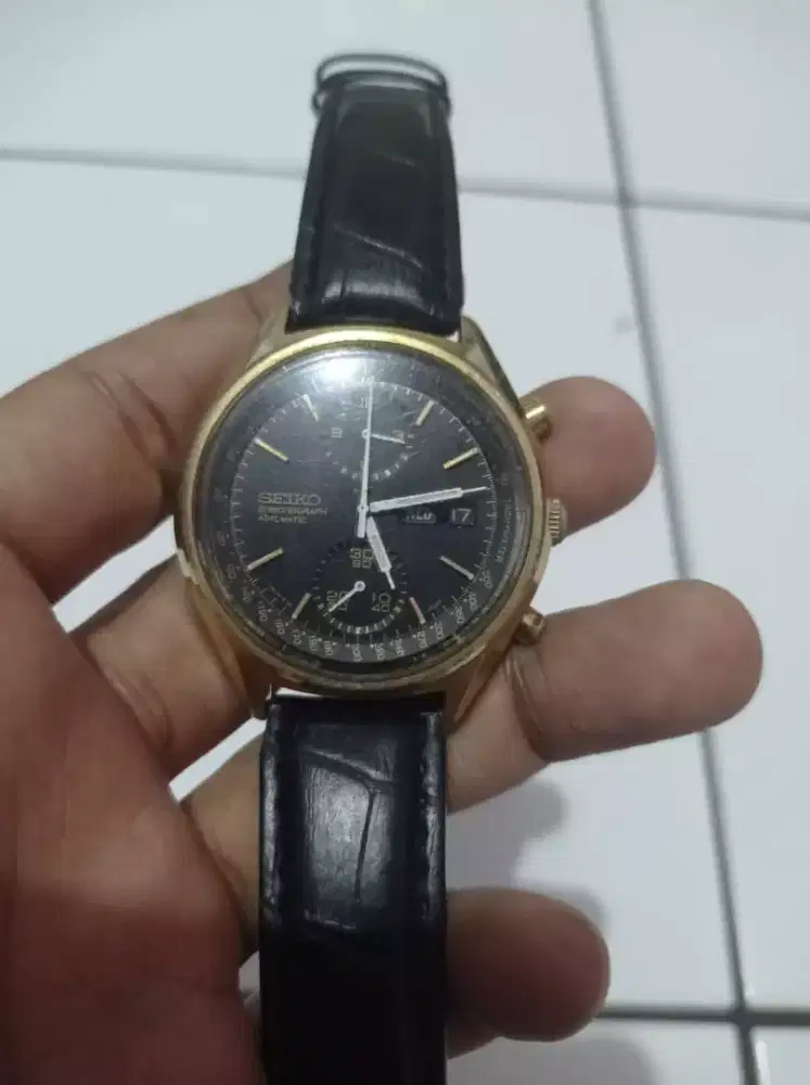 Jam tangan vintage Seiko black panda 6138 automatic