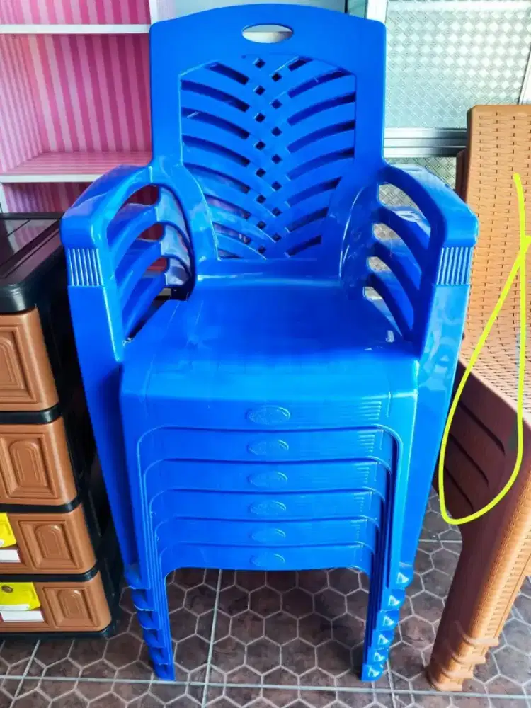 Kursi plastik Napolly original