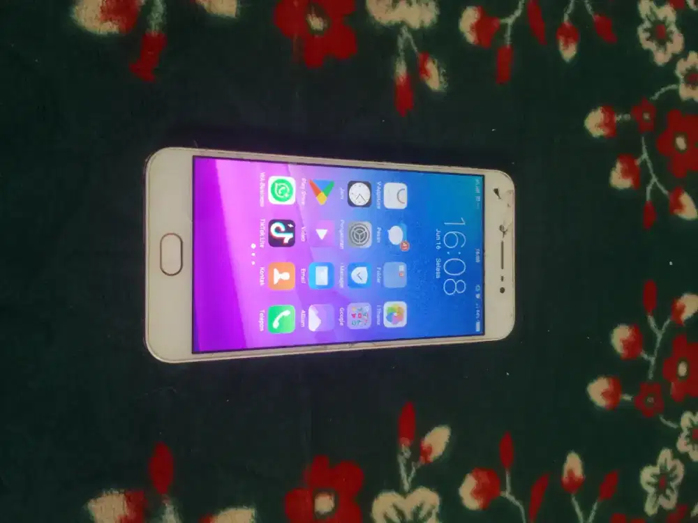 Vivo Y67 Ram 3/32 Gb siap pakai