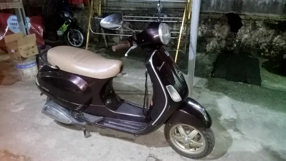 Piaggio Vespa LX125 matic 2013