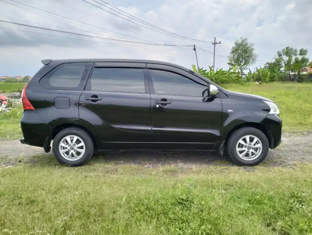 Toyota avansa 1.3 G Manual Transmisi Tahun 2015