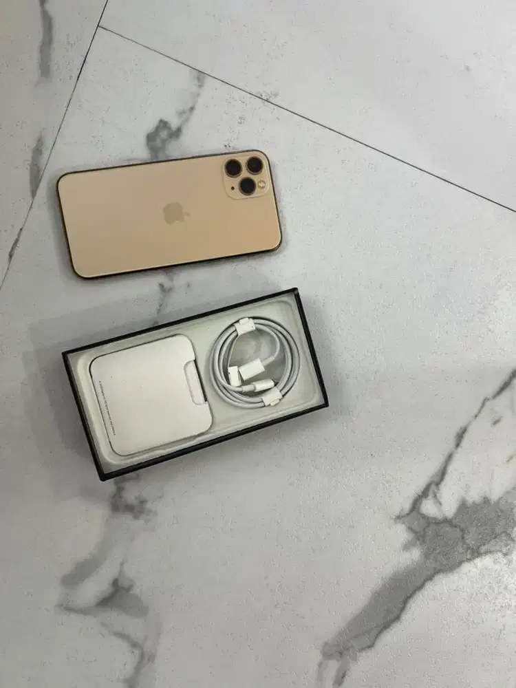 iphone 11 pro 256gb punya kamu