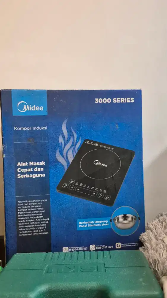 Kompor Induksi Induction Midea