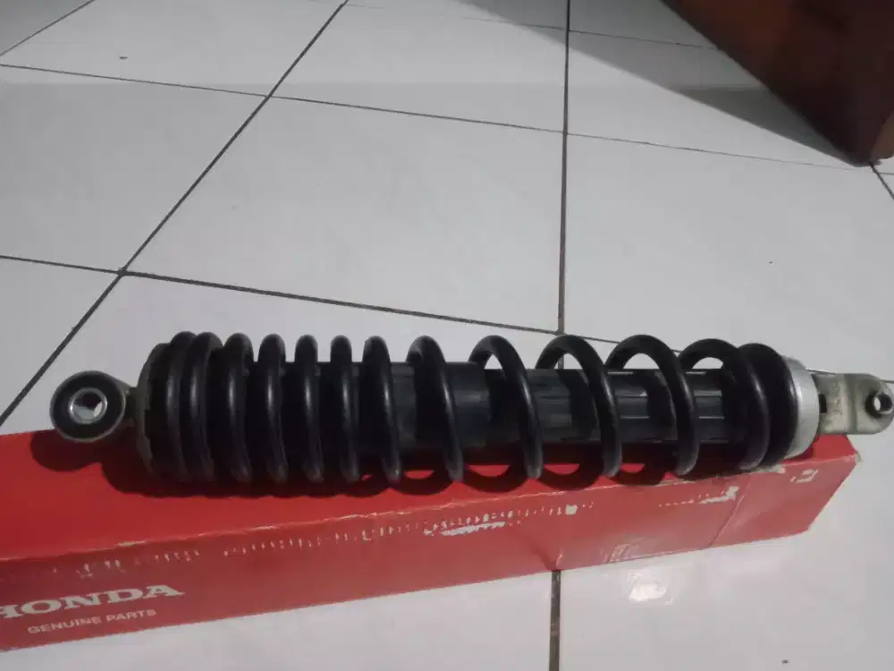 Jual shock bekas beat masih normal