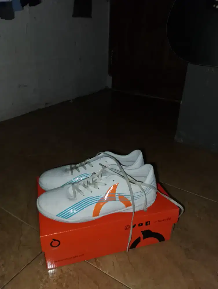 Sepatu Futsal Ortuseight Horizon