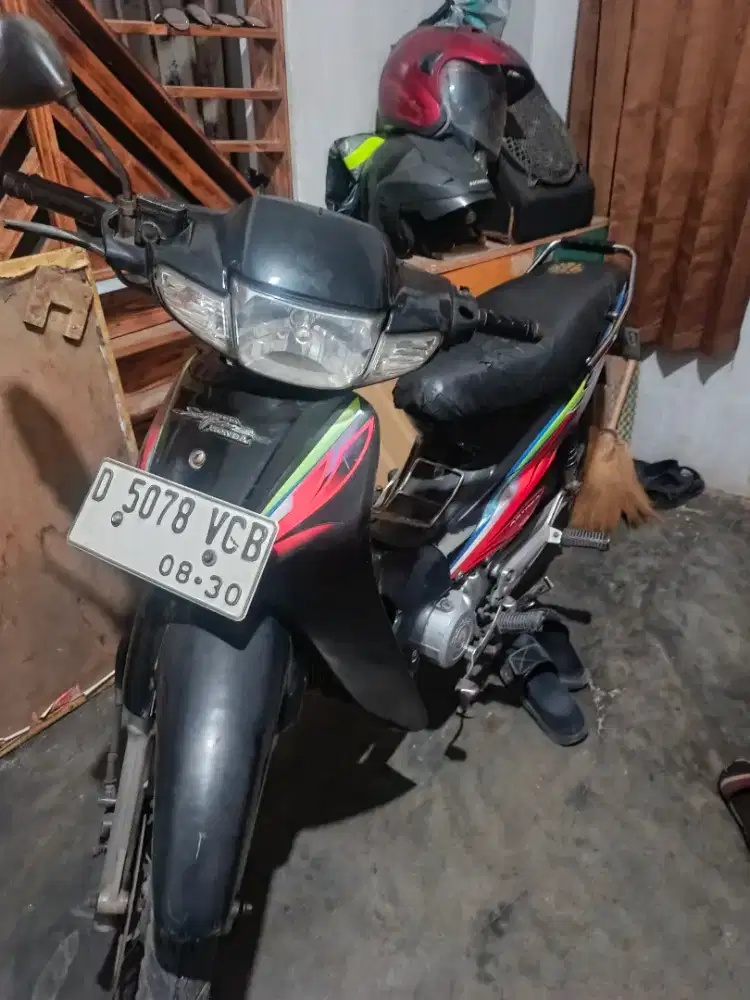 Dijual cepet motor supra