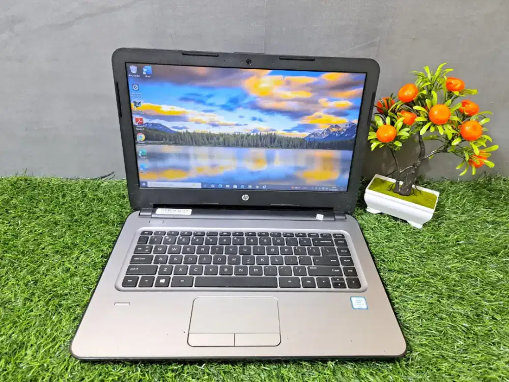 Core i7 gen 6 ram 8 dual VGA AMD RADEON siap pakai