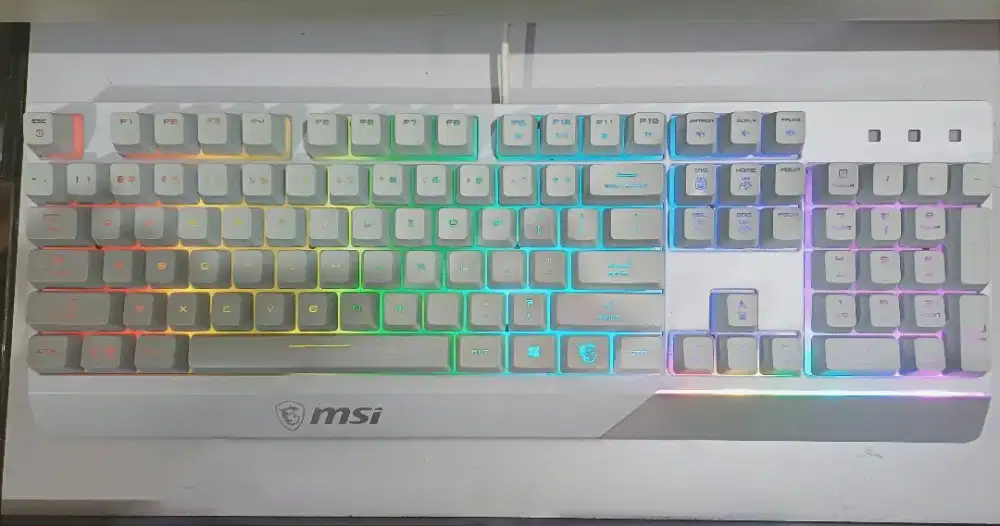 MSI Vigor GK30 White RGB Gaming Keyboard - Mulus, RGB Normal