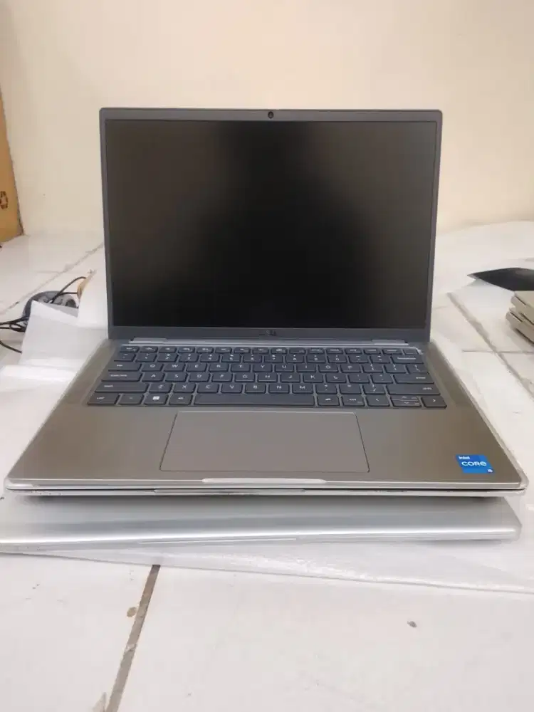 Tinggal pakai Laptop dell 7340 i5 13th 8/512 nvme ssd