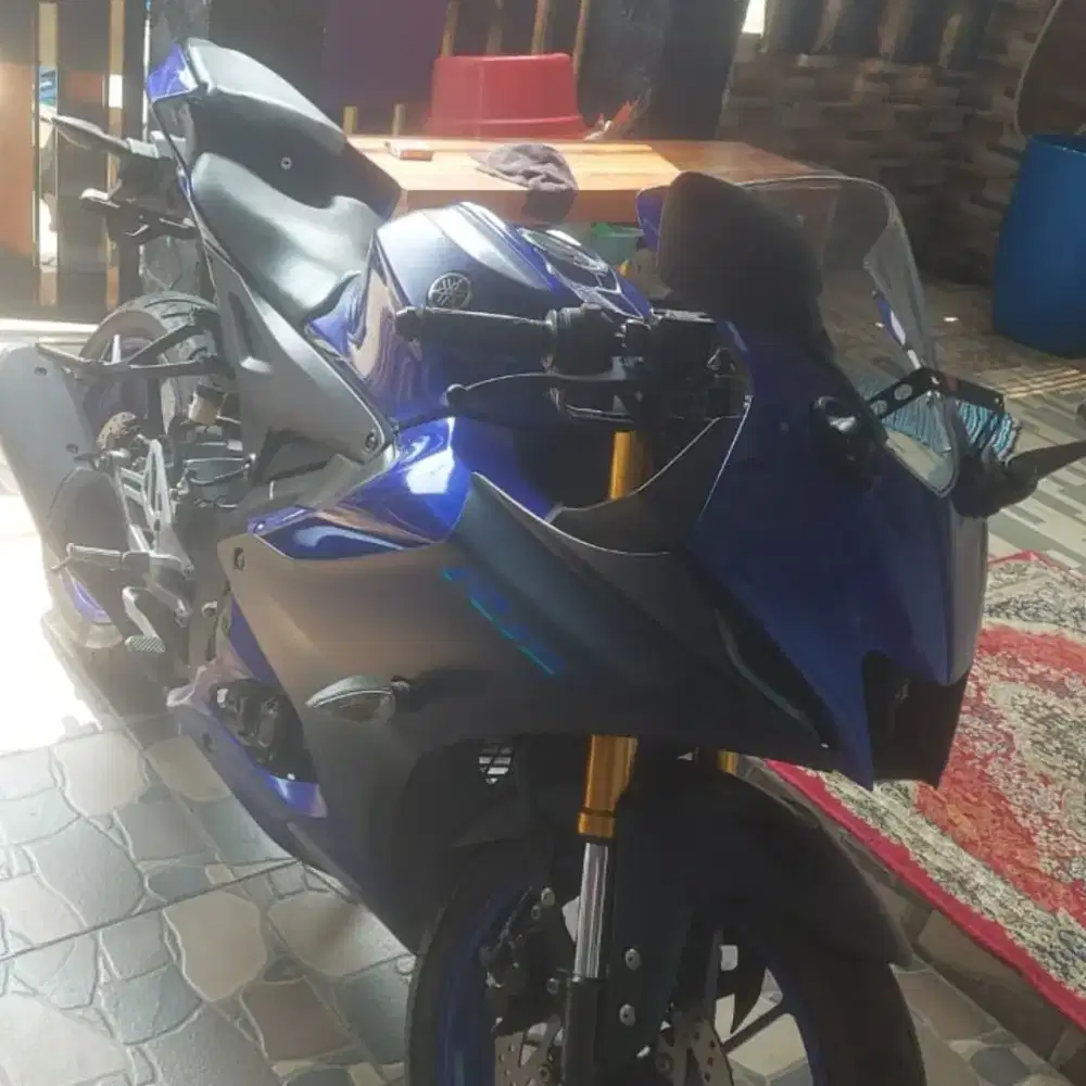 YANG MAU TAMPIL MENARIK & SPORTY