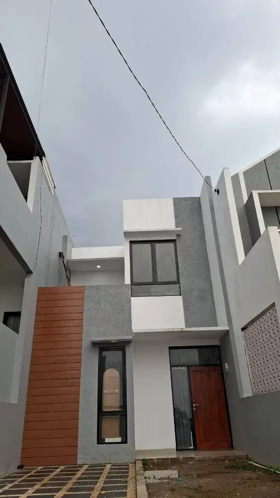 Rumah Baru Posisi Hook Lokasi Super Strategis Siap Bangun- Mandalajati