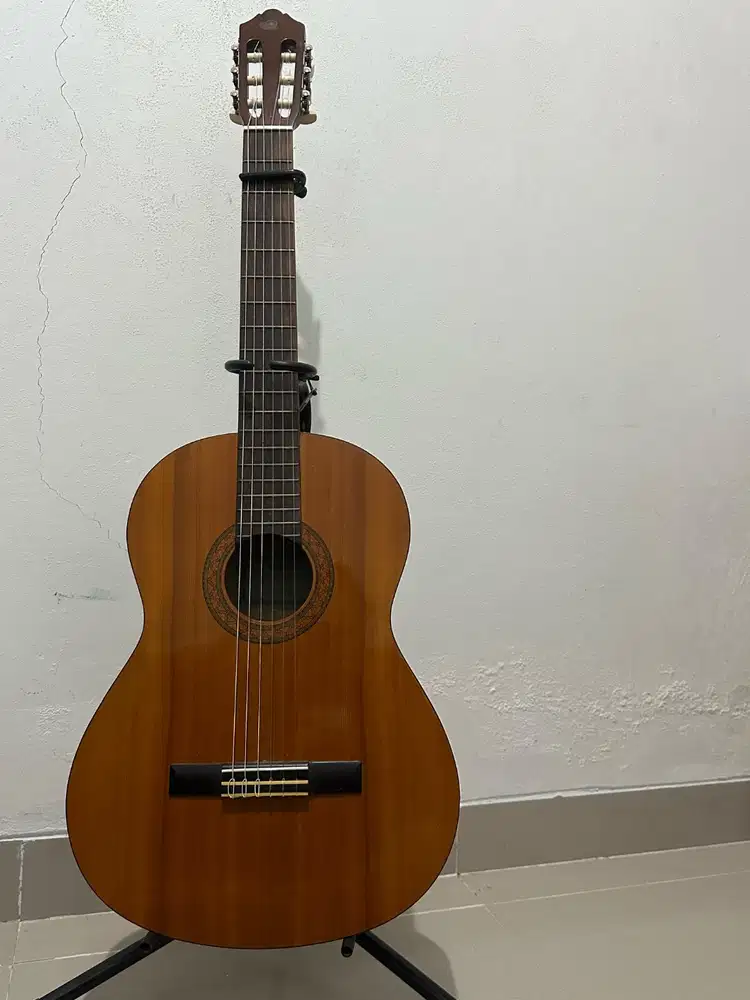 Guitar Yamaha C330A