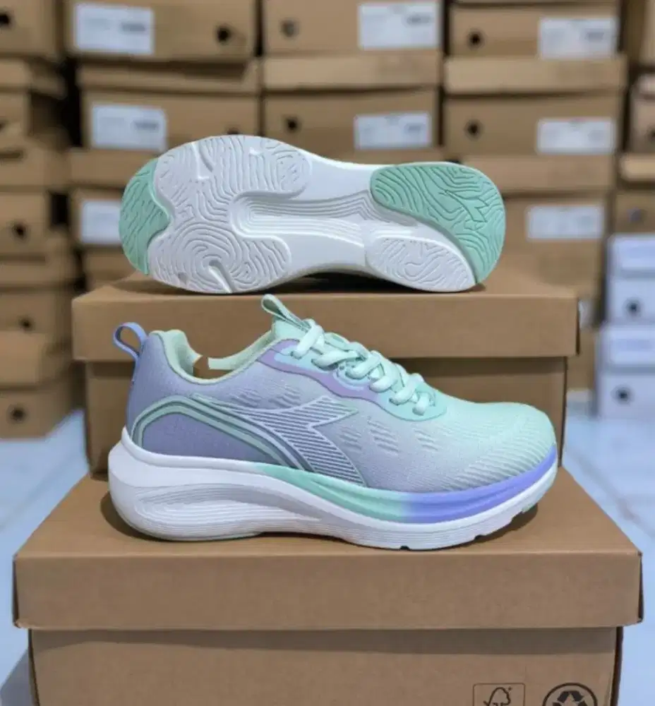 Sepatu diadora run sizs 37 murah
