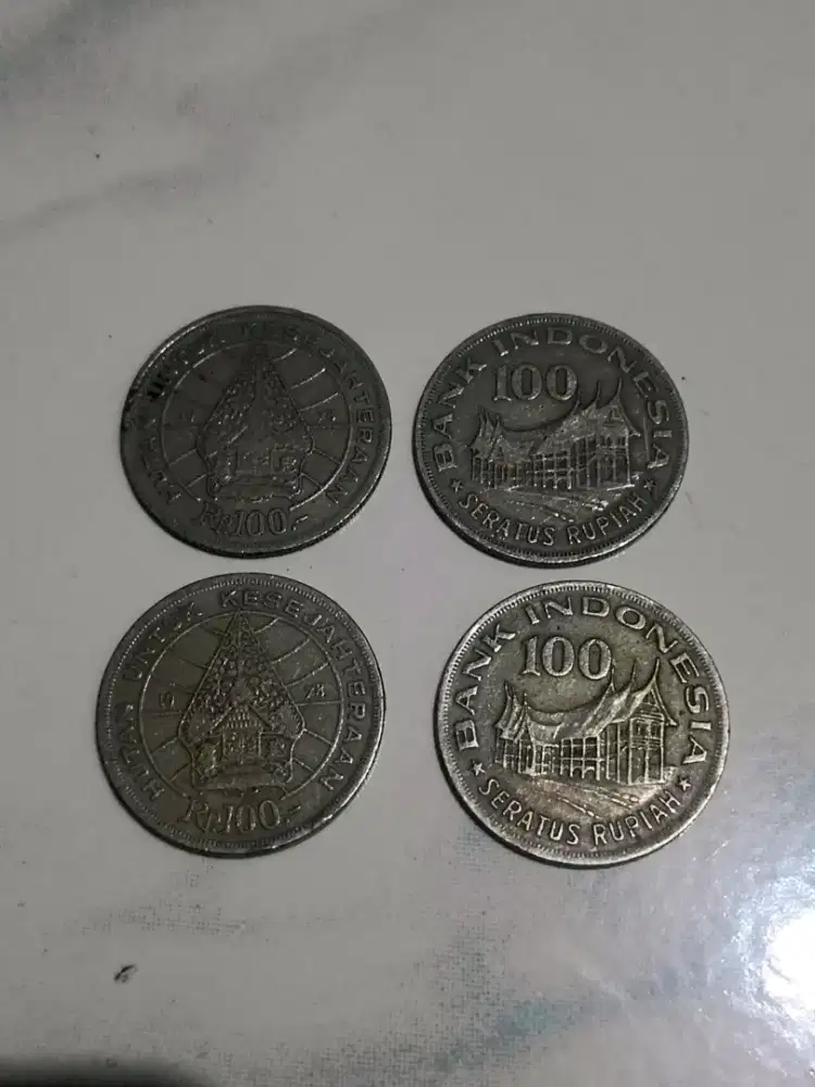 Koin 100 (tipis) tahun 1978