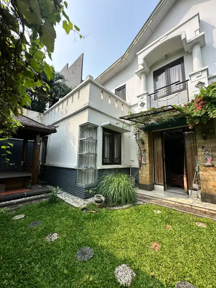 Dikontrakkan rumah harapan indah full furnish lokasi depan