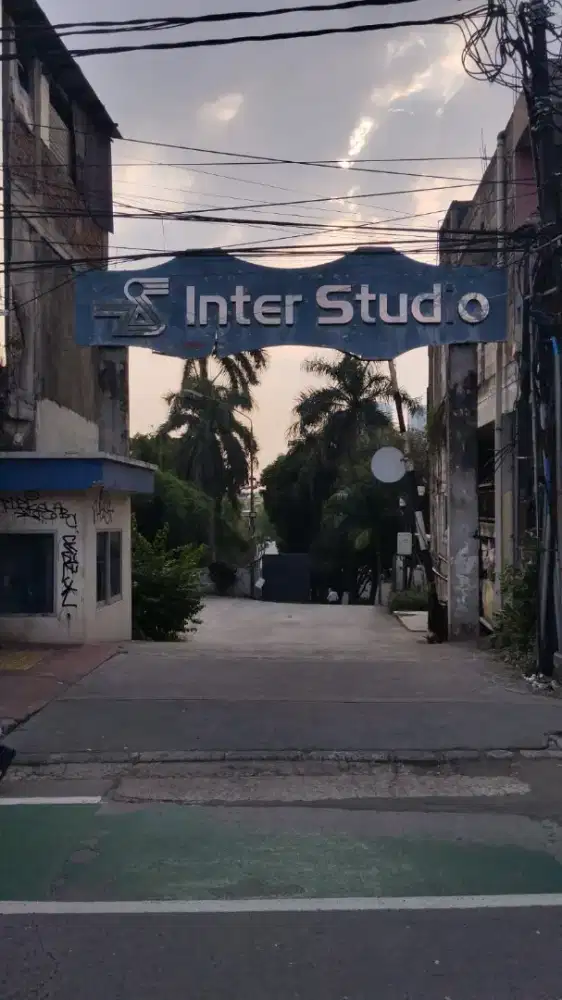 Disewakan Ruang kantor serba guna, bisa diperluas sampai 900m2