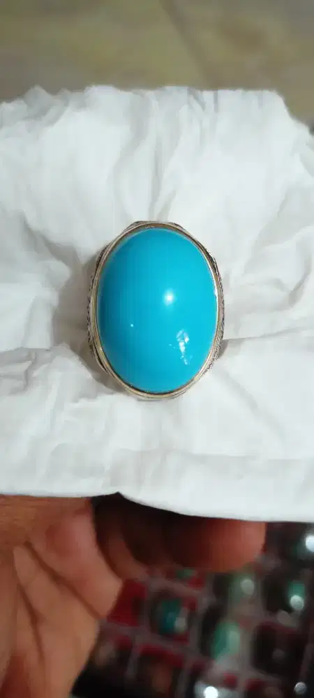 Pirus Persia Polos Lawasan mewah