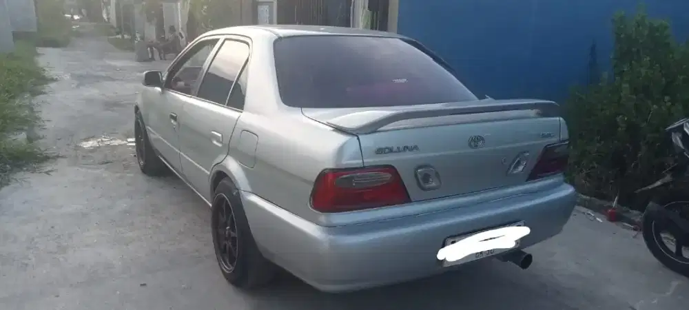 Mobil Soluna tahun 2001 GLi Manual