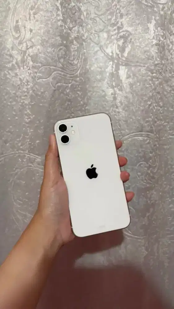 iPhone 11 64gb white bh 73%