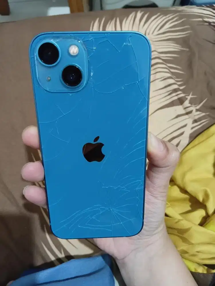 IPHONE 13 basic 128gb Inter