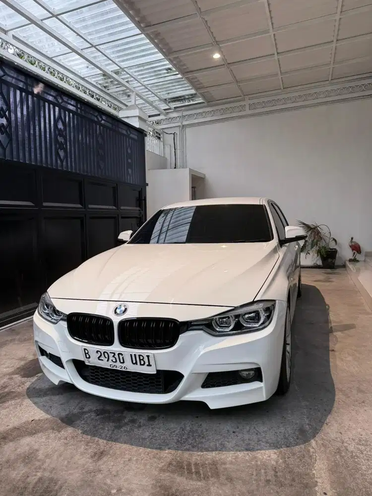 BMW F30 320i M Sport B48 ALCANTARA EDITION