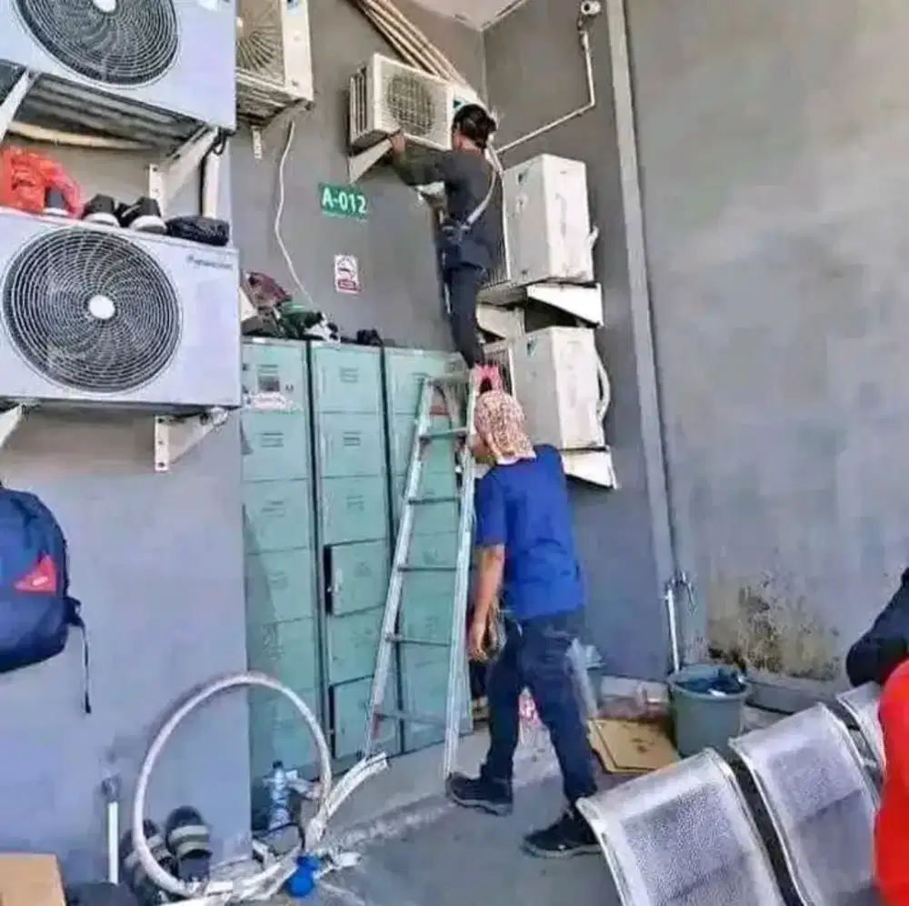 Service AC bongkar pasang AC