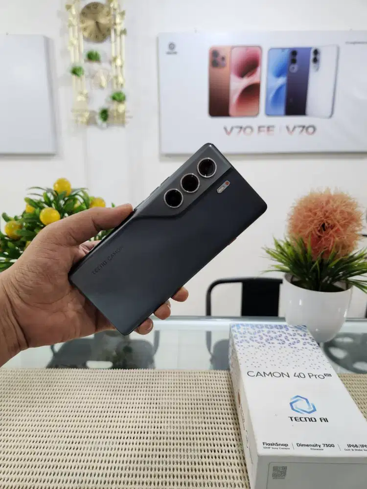 Tecno Camon 40 Pro 5G Ram 8+8Gb/ 256Gb Fullset Mulus Original 100%