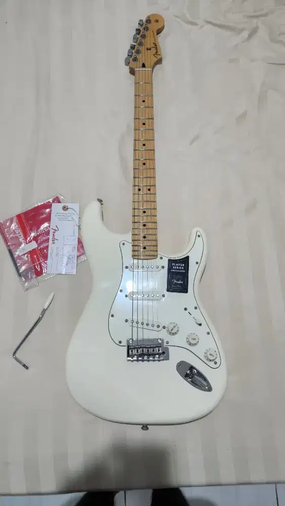 Fender stratocaster player series 2022 like new