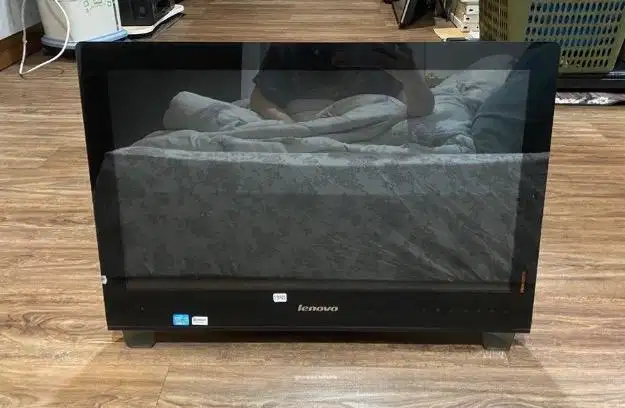 Lenovo PC AIO B540 core i7-3770-4GB 1TB DVDRW BLUERAY layar 23 inch