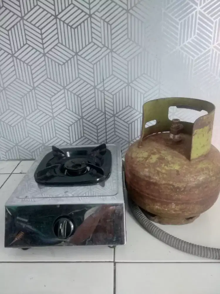 Kompor R!nnai Satu set gas tiga kg