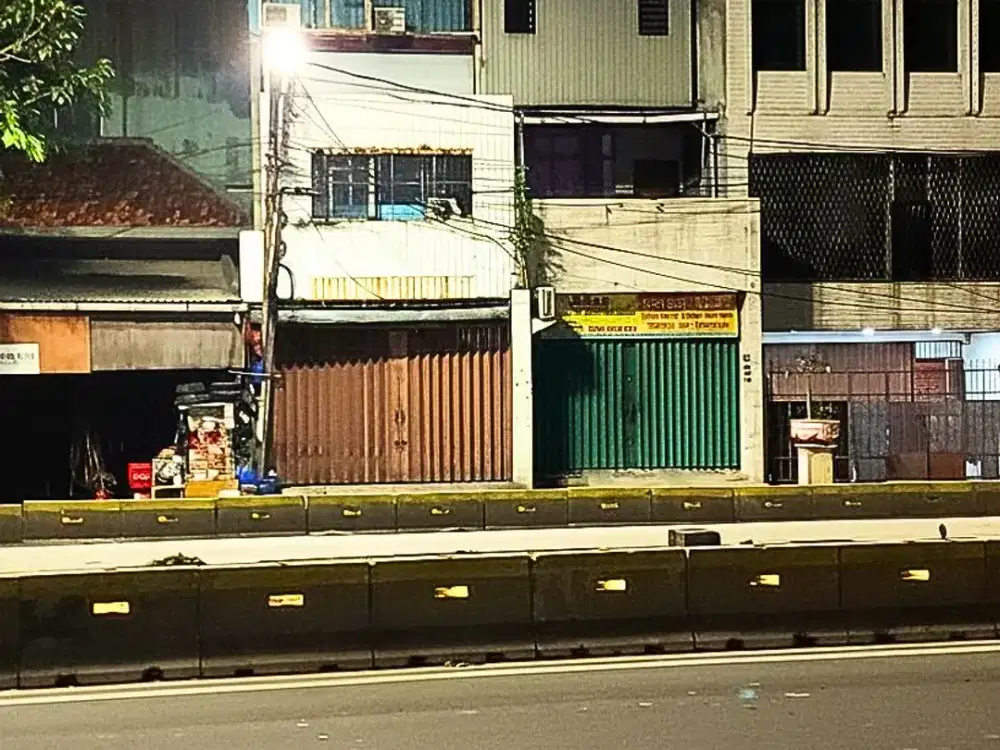 Rukan 4 LT Pusat Kota, 900AN Juta Bawah NJOP di Hasyim Ashari Jakpus - SHGB